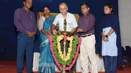 ಮಂಗಳೂರು: ಬುದ್ಧ ಕೇವಲ ವ್ಯಕ್ತಿಯಲ್ಲ, ಮಹಾನ್ ಬೆಳಕು: ಹಂಪನಕಟ್ಟೆಯಲ್ಲಿ ಅರ್ಥಶಾಸ್ತ್ರ ವಿಭಾಗದ ಪ್ರಾಧ್ಯಾಪಕ ಜಯವಂತ ನಾಯಕ