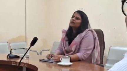 पाकिस्तानी लोकल सिम का उपयोग करने पर प्रतिबंध, जिला कलेक्टर ने जारी किए आदेश
