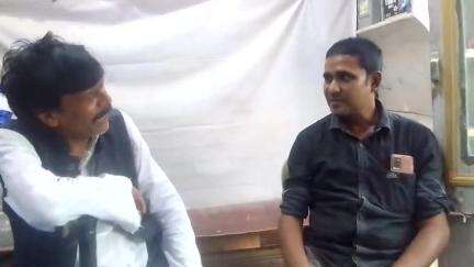 सूरज की घरवाली । कोयल की तरह काली ।पति सूरज पत्नी चांद की तरह ।
समाजसेवी पेंटर जिलानी विश्रामपुर पलामू
