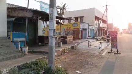 நாமக்கல்: பரமத்தி சாலையில் உள்ள பாஸ்ட்புட் கடையில் மதுபோதையில் தகராறு செய்தவர் அடித்துக்கொலை செய்யப்பட்டார்