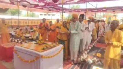 मारवाड़ जंक्शन: गायत्री नगर में नवनिर्मित गायत्री शक्तिपीठ मंदिर की प्राण प्रतिष्ठा हेतु 24 कुंडीय महायज्ञ की हुई शुरुआत