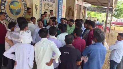 नवलगढ़: बड़वासी जोहड़ के नजदीक बाइक सवार पति-पत्नी को अज्ञात वाहन ने मारी टक्कर, हादसे में पत्नी की हुई मौत