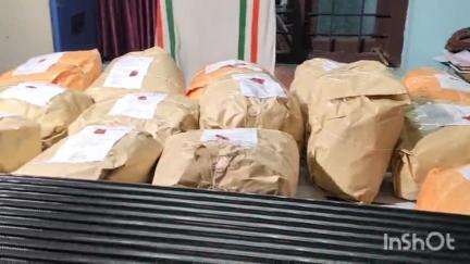 കൊണ്ടോട്ടി: കരിപ്പൂർ വിമാനത്താവളത്തിൽ അബുദാബിയിൽ നിന്ന് കൊണ്ടുവന്ന 9 കോടി രൂപയുടെ ഹൈബ്രിഡ് കഞ്ചാവ് പിടികൂടി, രണ്ടു പേർ അറസ്റ്റിൽ