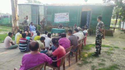 दिघलबैंक: बालुबारी कैंप में एसएसबी के जवानों ने ग्रामीणों के साथ किया ग्राम समन्वय बैठक, की सहयोग की अपील