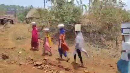 सामरी कुसमी: नहलु पारा में बिजली पानी और सड़क की समस्या से जूझ रहे हैं ग्रामीण #jansamasya
