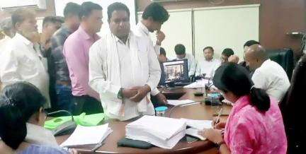 सीहोर नगर: कांग्रेस सेवा दल के जिला अध्यक्ष ने सरपंच सचिव पर भ्रष्टाचार के आरोप लगाए, जनसुनवाई में कार्रवाई की मांग की