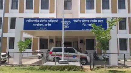 उदगीर: औरंगपुरा भागात रस्त्यावर गाडी लावण्याच्या कारणावरून वाद,दोघांवर गुन्हा दाखल