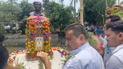 তমলুক: চিল্লগ্রামে শহীদ দেবব্রত মাইতির আত্ম বলিদান দিবস ও স্মরণসভার আয়োজন করলে বিজেপি, উপস্থিত নন্দীগ্রামের বিধায়ক