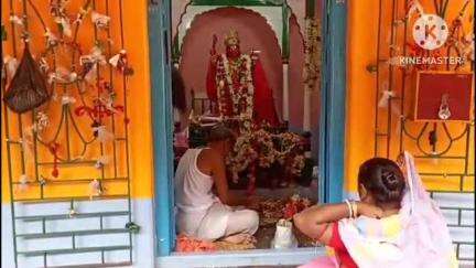 কুলপি: করঞ্জলী কাটাবেনিয়াতে বিশালক্ষী পুজো ভক্তদের ভিড় গন্ডি কেটে পুজো দিল ভক্তরা
