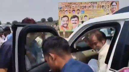 సంగారెడ్డి: ప్రతి గ్రామానికి రోడ్డు కనెక్టివిటీ పునరుద్ధరిస్తాం: మంత్రి దామోదర రాజనర్సింహ