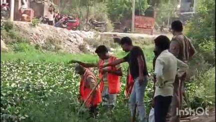 कायमगंज: पुलिस की बाइक फिसलने से हिरासत में लिया आरोपी तालाब में कूद गया, 12 घंटे चले रेस्क्यू में नहीं मिला आरोपी