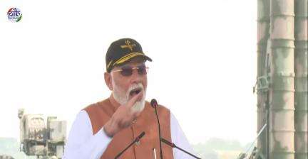 "हम घर में घुस कर मारेंगे और बचने का एक मौका तक नहीं देंगे" -Prime Minister @narendramodi