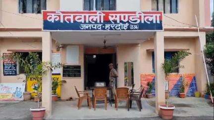 संडीला: सण्डीला के अदिलापुर मोड़ के पास अज्ञात वाहन की टक्कर से एक व्यक्ति की हुई मौत, घटना की जांच में जुटी पुलिस