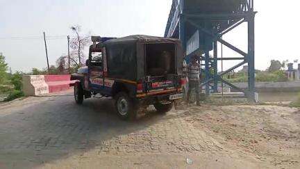 शिकोहाबाद: लोअर गंगा नहर छींछा मई  पुल के पास एक दर्जन साथियो के साथ नहर नहाने आया व्यक्ति डूबा