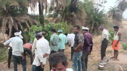 ग्राम बजरिया में मुक्ति धाम न होने के कारण ग्राम बजरिया को लोगों को परेशानी जिला विदिशा तसील त्योंदा @