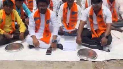 माळशिरस: विविध मागण्यांसाठी सरकारचे लक्ष वेधण्यासाठी महाराष्ट्र विकास सेना पक्षाचे जिल्हाधिकारी कार्यालयासमोर थाळीनाद आंदोलन