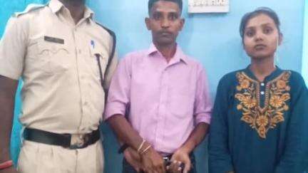 डेहरी: आरपीएफ डेहरी ऑन सोन ने ट्रेन में छूटा बैग खोजकर यात्री को सौंपा