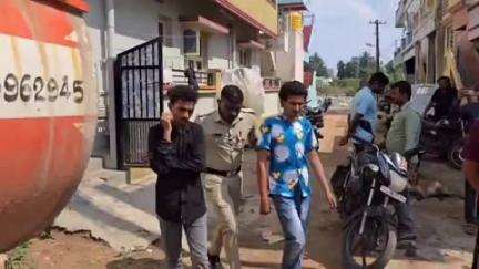 ಚಿಂತಾಮಣಿ: ನಗರದಲ್ಲಿ ಗಾಂಜಾ ಸೇವನೆ ಮಾಡುತ್ತಿದ್ದ ಆರೋಪಿಗಳನ್ನು ವಶಕ್ಕೆ ಪಡೆದ ಪೊಲೀಸರು