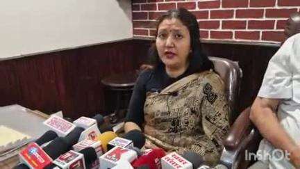 हल्द्वानी: हल्द्वानी में महिला उद्यमिता परिषद की अध्यक्ष रेनू अधिकारी ने प्राधिकरण पर लगे भ्रष्टाचार के आरोपों को किया खारिज