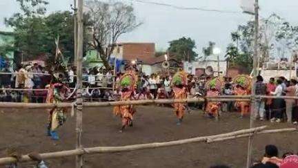 ग्राम कुस्टेगढा मैं मंडा पर्व को बुद्ध पूर्णिमा के दिन धूमधाम से मनाया गया एवं छू नेत्र फुलखुंदी का कार्यक्रम किया गया।
