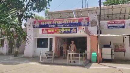डुमरियागंज: भवानीगंज थाना क्षेत्र के भिटौरा में संदिग्ध परिस्थितियों में पेड़ से लटकता मिला किशोरी का शव