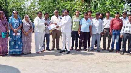 डूंगरपुर: दामड़ी में हर घर जल-नल योजना में कई लोगों को नही मिले अब तक कनेक्शन, गर्मी में पेयजल समस्या से चिंतित ग्रामीण #jansamsaya