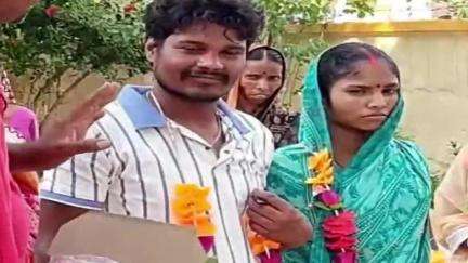 बेंगाबाद: मझिलाटोल में पति-पत्नी के घरेलू विवाद को गांव में बैठक कर सुलझाया गया