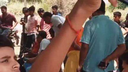 खजनी: अचानक धमाके की आवाज से सहमे लोग, जांच करने पहुंची सीकरीगंज पुलिस, नहीं मिले धमाके या ब्लास्ट के कोई निशान