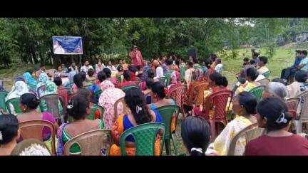 ধূপগুড়ি: সাকোয়াঝোড়া  অঞ্চলে অনুষ্ঠিত হলো অঞ্চলে আঁচল কর্মসূচি, উপস্থিত জেলা তৃণমূল মহিলা কংগ্রেসের সভানেত্রী নুরজাহান বেগম