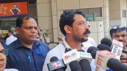 पटना ग्रामीण: पटना में सांसद चंद्रशेखर रावण ने नीतीश सरकार पर रोजगार के मुद्दे पर साधा निशाना, कहा- सरकार को नौजवानों की फिक्र नहीं