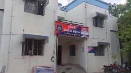 લીંબડી: ભલગામડા ગેટ ઘરફોડ ચોરી ની ઘટનામાં આરોપી અને ચોરીનો માલ વેચાતો રાખનાર બે સોની ઝડપાયા મુદામાલ કબ્જે કરી વધુ તપાસ હાથ ધરી
