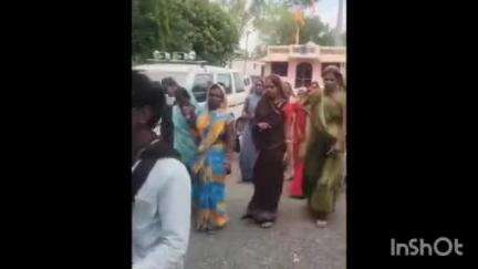 आलोट: बकाया वेतन के लिए आशा कार्यकर्ताओं ने तहसील कार्यालय में एसडीएम को सौंपा ज्ञापन