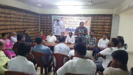 ইটাহার: পশ্চিমবঙ্গে তৃণমূলের ক্ষমতায় আসার ১৫ বছর পূর্তি উপলক্ষ্যে ইটাহার পথাসাথী প্রাঙ্গণে অনুষ্ঠিত তৃণমূলের ধন্যবাদ জ্ঞাপন সভা