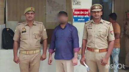 आगरा: धोखाधड़ी के मामले में वांछित अभियुक्त को PWD चौराहा से मॉल रोड जाने वाले रास्ते से किया गया गिरफ्तार