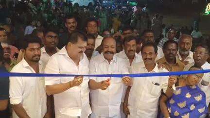 காரைக்குடி: K.நெற்புகப்பட்டியில் புதிதாக கட்டப்பட்ட கலையரங்கத்தை மக்கள் பயன்பாட்டிற்கு திறந்து வைத்த அமைச்சர் பெரிய கருப்பன்