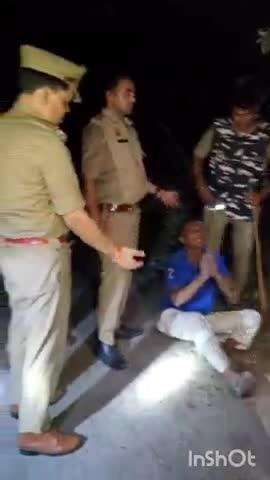 खतौली: थाना खतौली पुलिस और बदमाशों के बीच रात्रि मुठभेड़, गैंगस्टर इरफान के पैर में लगी गोली, असलाह और बाइक बरामद