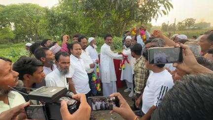 विधायक सऊद आलम ने घेघाटोली गाँव को जोड़ने वाली सड़क के पक्कीकरण निर्माण कार्य का किया शिलान्यास