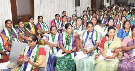 నెల్లూరు జిల్లాలో వైసీపీ బలోపేతానికి చర్యలు: జడ్పీ చైర్ పర్సన్ ఆనం అరుణమ్మ
