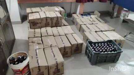 चकाई: चकाई पुलिस ने कार से 936 बोतल शराब की बरामद, तस्कर फरार