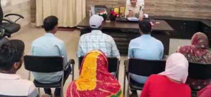 पूर्णिया पूर्व: पुलिस अधीक्षक ने जनता दरबार लगाकर आम जनों की सुनीं समस्यायें