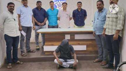 मिरज: जबरी चोरी करणारा परागंदा आरोपी सांगली कृष्णा नदीच्या बंधा-यावरून अटक;स्थानिक गुन्हे अन्वेषण शाखा, सांगली यांची कारवाई