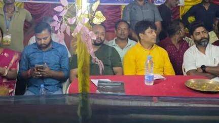 মুর্শিদাবাদ জিয়াগঞ্জ: নারকেলতলাঘাট এলাকায় মহানাম যজ্ঞ ও লীলা সংকীর্তনের আয়োজন, উপস্থিতি বিধায়ক