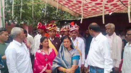 सिहोरा: ग्राम पंचायत घाट सिमरिया में 57 जोड़ों ने रचा विवाह, विधायक ने कहा- बेटियों का भाग्य बदल रही योजना