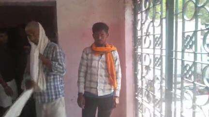 अरवल: उत्पाद विभाग की पुलिस ने शराब के साथ 3 लोगों को किया गिरफ्तार; परहा गांव के पास बारात जा रही स्कार्पियो से शराब बरामद
