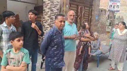 सिरसा: कीर्तिनगर के निवासी पानी की समस्या से परेशान, संबंधित अधिकारियों से व्यवस्था सुधारने की लगाई गुहार #jansamasya