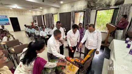 यवतमाळ: पंचायत समिती येथे आमदार बाळासाहेब मांगुळकर यांच्या उपस्थितीत पार पडली खरीप हंगामाच्या पार्श्वभूमीवर आढावा बैठक