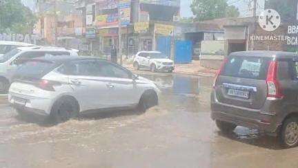 सोनीपत: ओल्ड डीसी रोड पर आईटीआई चौक के पास गहराई पानी निकासी की समस्या, आसपास के लोगों ने जताया रोष #jansamasya