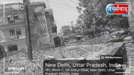 UPDATE LONI NEWS | जिंदल रोड पर रहने वाले परिवार जी रहे बदहाल जीवन #Loni  https://youtu.be/BclBeIxCaLE?si=AYMjnouBxhj4yA