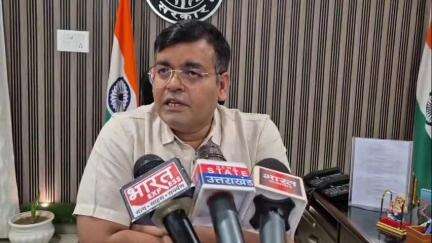 कोल: अलीगढ़ में खनन को लेकर डीएम हुए सख्त, बोले-खनन करने वालों पर होगी कठोर कार्रवाई