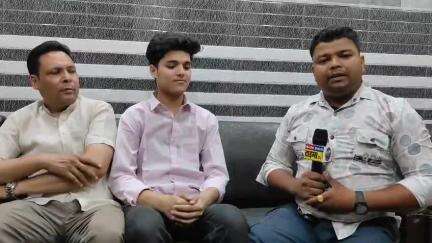 चांदपुर: नूरपुर के व्यापारिक तस्लीम अहमद इदरीसी के बेटे तोशी अहमद इदरीसी ने 12वीं क्लास में 87% अंक लाकर किया नाम रोशन